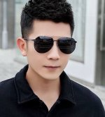 Gucci 男款炫彩飞行员偏光太阳镜 材质：高清尼龙加厚卡槽高清偏光镜片 无边框镜架颜型号：G6705