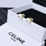 批70 Celine 方糖珐琅满钻耳钉， 批Reclous新品 简单时尚耳钉 火爆款出货 设计独特 前卫 美女必备款！