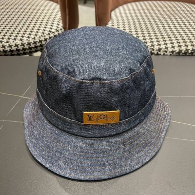 Lv路易威登 渔夫帽，非常经典的经典，流行的复古美，四季可用，出门必备，非常显脸小