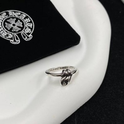 专柜品质Chrome Hearts克罗心 经典复古舌头戒指 凹凸造型不同的花纹设计风格呈现出与众不同 十字架童军花是克罗心的标志 所以更经久不衰 正品打版Chr