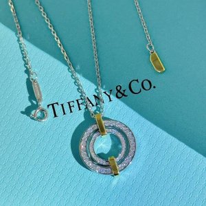 140 Xf004 T家 款 新款 圆圈 满钻 分色项链 简约大气百搭 不褪色不过敏 通体S925纯银材质电镀厚金 时尚不过时款 潮流单品 分色电镀厚金 纯银项