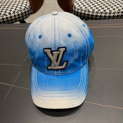 lv路易威登经典棒球帽 火货，百搭单品随便搭配都很好看 质量超赞