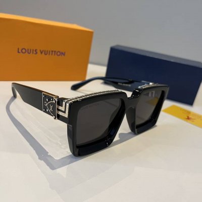 lv路易威登太阳镜，修饰脸型遮阳镜，高端轻盈