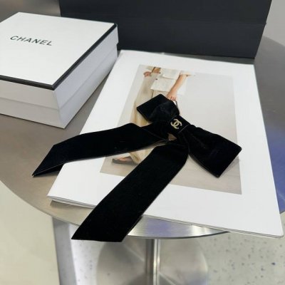 配包装盒 Chanel 香奈儿 火爆款小香弹簧夹，专柜同款，优雅的小仙女看过来，值得入手一款