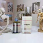 高端品质 Burberry London博柏利 巴宝莉伦敦女士香水100Ml 香调 馥郁花香调 前味 克莱门氏小柑橘、英国蔷薇、忍冬 中味 大溪地花朵、牡丹、茉