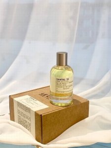 专柜品质 le Labo #33 你坐明堂上 不要沾风雪 小众木质香Le Labo Santal 33 香水实验室 檀香木33 前调 皮革 中调 檀香木 后调