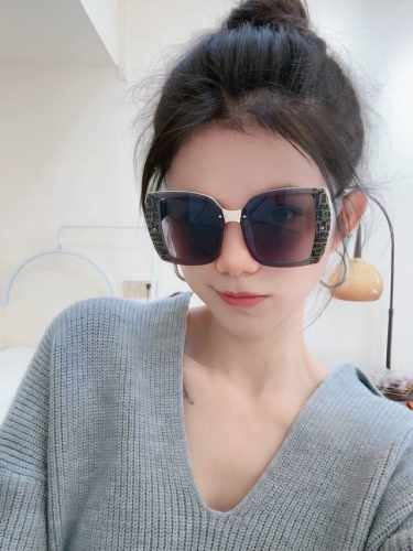 偏光系列太阳镜 原版出货香奈儿网红超爆款经典奢华全球风[亲亲] 时尚圆框太阳镜 气质非凡 经典大框款式太阳眼镜[篮球] 顶级品质 奢华Logo 正版板材质量