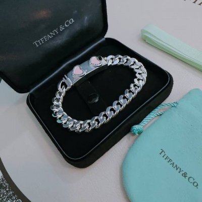 蒂芙尼手链 Tiffny&Co. 专柜精工银版本 明星同款 复古做旧风 原版复刻 纯手工打造 ～正品开模潮流时尚必备 男女均可佩戴 情侣款同款 摇滚朋克银风格