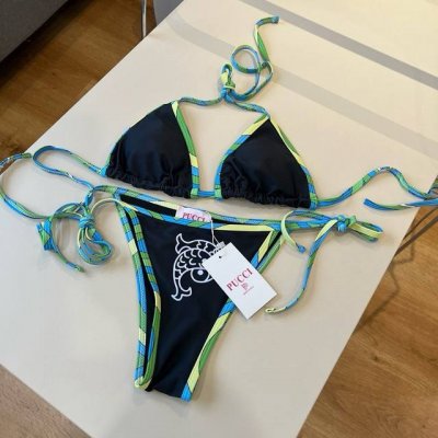 puccl 专柜新款分体比基尼 适合多种场景的游泳衣♀海边 游泳池 温泉 水上乐园 漂流都可以内搭也完全可以 连体设计遮肉显高挑 腹部有点肉肉也不影响咱美美的