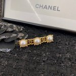 编码H337 ＣＨＡＮＥＬ发夹 经典热销款 超火爆的一款发夹 金属质感超佳同步专柜韩范味道十足各路网红明星同款不想披头散发又想美美的那就别说了必须买买买小仙女必