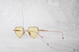 爱心墨镜凹造型 高品质 Chrome Heart 玩味时尚杂志封面女郎 Ch8063 Size：47-22-145