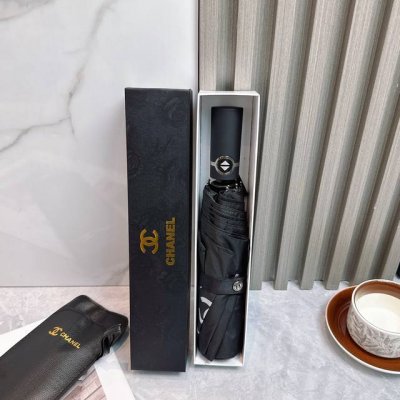 Chanel 香奈儿 夏季新款 全自动折叠晴雨伞 黑色涂层防晒有效阻隔紫外线99% Upf 50 所以能起到伞下体感降温的效果 有效隔热 高效防晒 一把搞定 超