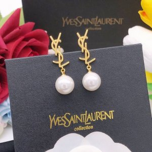 编号Yed0060 Ysl*最新款吊珍珠耳钉 一致Zp黄铜材质
