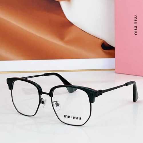 miu Mi* Model：Vmu72Zs Size：52口19-145