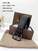 bv 经典款式 品质货 宽度40Mm 纯手工货 进口小牛皮手工编织 手工缝制线步 精品货品 高端 品质客户首选皮带 亚枪色扣头 正品同步 耐刮度非市场可比 可参