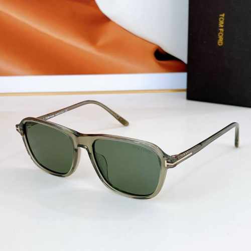 p140 Tom For* model：Tf5806-F-B size：55口17-145