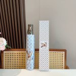 Louis Vuitton 路易威登 新款 三折自动折叠晴雨伞 新涂层技术深色伞面 拥有令人惊喜的遮光效果