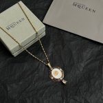 新款Alexander Mcqueen 麦昆 项链 原版定制 骨子里那种叛逆浮夸朋克可内心又向往着美好的焦虑，对美的另一种诠释。 长度：76厘米