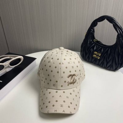 chanel香奈儿 新款简约刺绣Logo棒球帽新款出货，大牌款超好搭配，赶紧入手