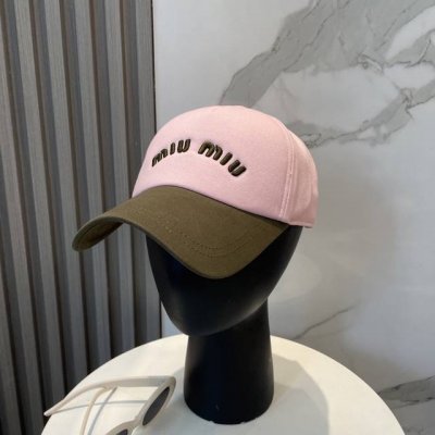 配防尘袋. Miumiu缪缪 新款订单款刺绣棒球帽大牌款超好搭配 赶紧入手