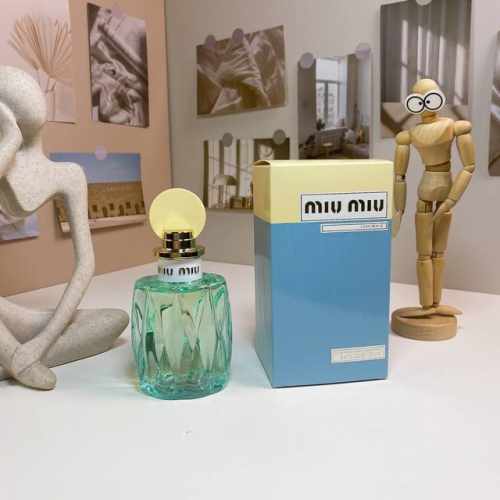Miumiu 缪缪香水 缪缪同名女士透明蓝色黄盖100Ml 香 调：花香调 前调：铃兰、香柠檬、柠檬 中调：茉莉、玫瑰、绿叶、黑加仑、桃子 尾调：亚基戛纳木、麝