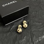 chanel香奈儿 中古 耳钉小香家的款式真心无需多介绍每一款都超好看，精致大方，非常显气质。31