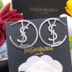 编号Yed0063银色 Ysl*最新款圆形耳勾 一致Zp黄铜材质