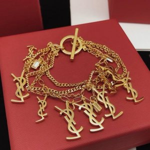 编号Ysl0007 Yvessaintlauren*最新款多层次手链 一致Zp黄铜材质