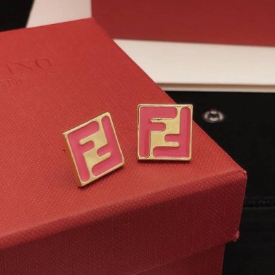 编号Fded0103 Fend*最新款方形红色耳钉 一致Zp黄铜材质