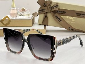 Burberr* Model：Be5391 Size：66口9-145