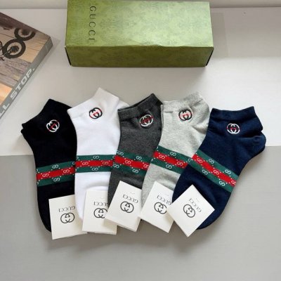 配包装 P60 一盒5双 Gucci 古奇 火爆经典款男士船袜，刺绣纯棉面料，潮人必备 ，经典双G袜子，个性时尚百搭款！