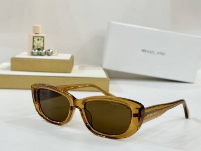 p180 Michael Kors mod：Mk2210U size：55口18 140
