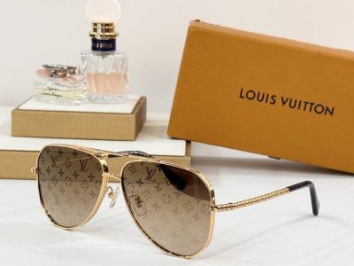P180 Louis Vuitton Mod：Z1300E Size：58口15-140