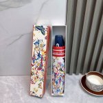 p70 迪奥Dior三折防晒睛雨伞 2570夏季新款 全自动折叠晴雨伞 内里黑色涂层防晒有效阻隔紫外线99%，Upf>50 所以能起到伞下体感降温的效果！ 有效