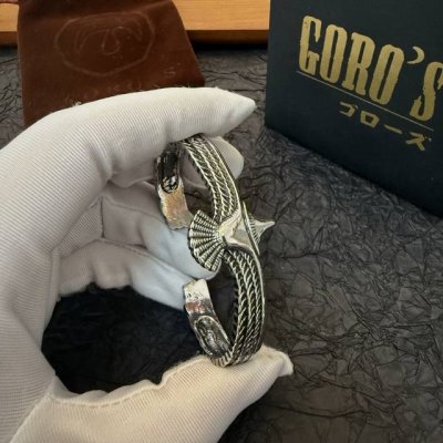 新品上架 Goro’S高桥吾郎老鹰开口手镯，顶级版本 认准独家拍摄 主攻高端市场 绝对区别普通版本！图片产品细节与Zp一致！原版制作工艺 精工品质 纯手工打造