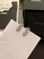 P50 Ch*Nel 最新款 小Cc五角星耳钉 一致Zp材质