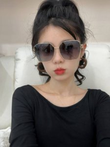 偏光系列太阳镜 Hermes 爱马仕 原版出货 网红超爆款经典奢华全球风 [亲亲] 时尚方框太阳镜 气质非凡 经典大框款式太阳眼镜[篮球] 顶级品质 奢华Log