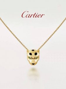 P180 Cartier 卡地亚1:1豹子项链出货经典贵族范儿、奢华抚媚豹子设计独家实拍 亚金材质电镀18K金！搭配祖母绿豹眼 使豹子神态更加动人霸气满钻豹身女