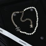 chanel 黑金双C珐琅半链珍珠项链 超级百搭耐看超多种佩戴方法可以链条在前炫酷个性，珍珠在前气质高级，尾链当Y链吊坠又飒又 潮，可盐可甜