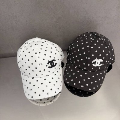 Chanel 中古鸭舌帽 百搭款 帽型质感做的都非常 中古风永远不过时