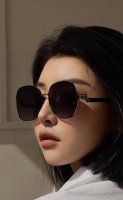 p90 【Chanel】香奈儿 2025新款山茶花潮流爆款 时尚圆框高清偏光太阳镜 佩戴舒适 网红潮款墨镜 型号：Ch6638