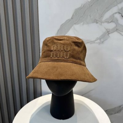 Miumiu缪缪限定新款灯芯绒渔夫帽 棒球帽 灯芯绒纹理渔夫 非常耐看的一款渔夫帽~男女同款 日常出门 自带氛围感 偶尔换换感觉真的太棒了
