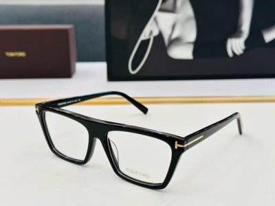 tom For* 汤姆家 官网新款 Ft5912 Size：57口15-145 经典时尚 Z采用时下最流行片色