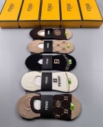 特 Fendi 芬迪Ff新品女款隐形袜子一体机无骨缝合袜子 一盒五双 提花经典标志 纯棉材质 超舒适超美腻大牌出街 潮人必备超好搭