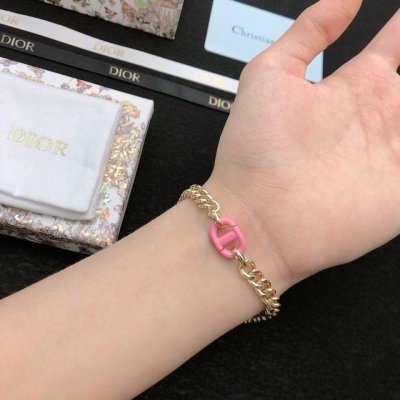 Dior迪奥手链新款美美哒简约大气时尚大方低调奢华时尚两不误 百搭款亲 赶紧入手吧你值得拥有 L