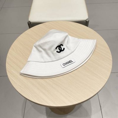 Chanel香奈儿 新款简约刺绣Logo渔夫帽新款出货，大牌款超好搭配，赶紧入手