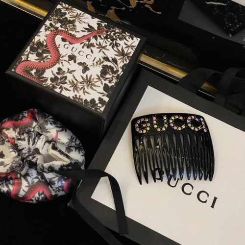 原单货 Gucci古驰水晶字母头饰发梳发夹黑色专柜一致黄铜材质 镶嵌进口仿真钻