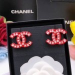 编号Xed0644红色 编号Xed0032白色 编号Xed0534黑色 Ch*Nel最新款亚克力树脂耳钉 一致Zp黄铜材质