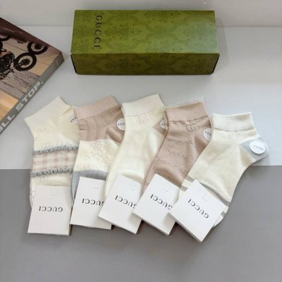 配包装 一盒5双 gucci 古奇 高品质新款竹棉袜子短筒袜子 Ins明星网红推荐火爆至极竹棉材质 轻薄柔软透气 四季通用 欧美大牌街头必备