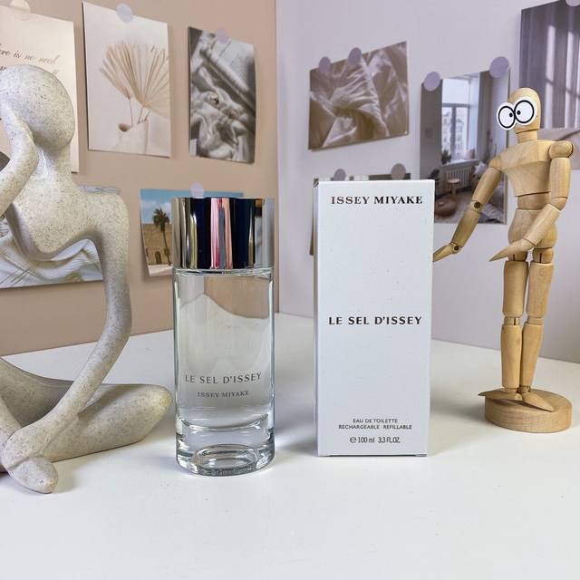 120 三宅一生一生之盐100Ml Issey Miyake Le Sel D'lssey, 品牌：三宅一生 属性：中性香 香调：水生木质调 前调：盐生姜 中调